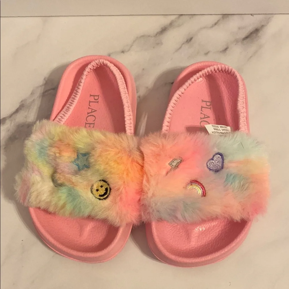 Children’s Place Toddler Girl Pink and Multicolor Fuzzy Slide Sandals Size 6